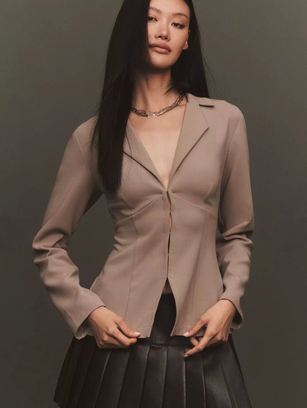 NWT Anthropologie Taupe Fitted Blazer Top M Dark Academia Blazer